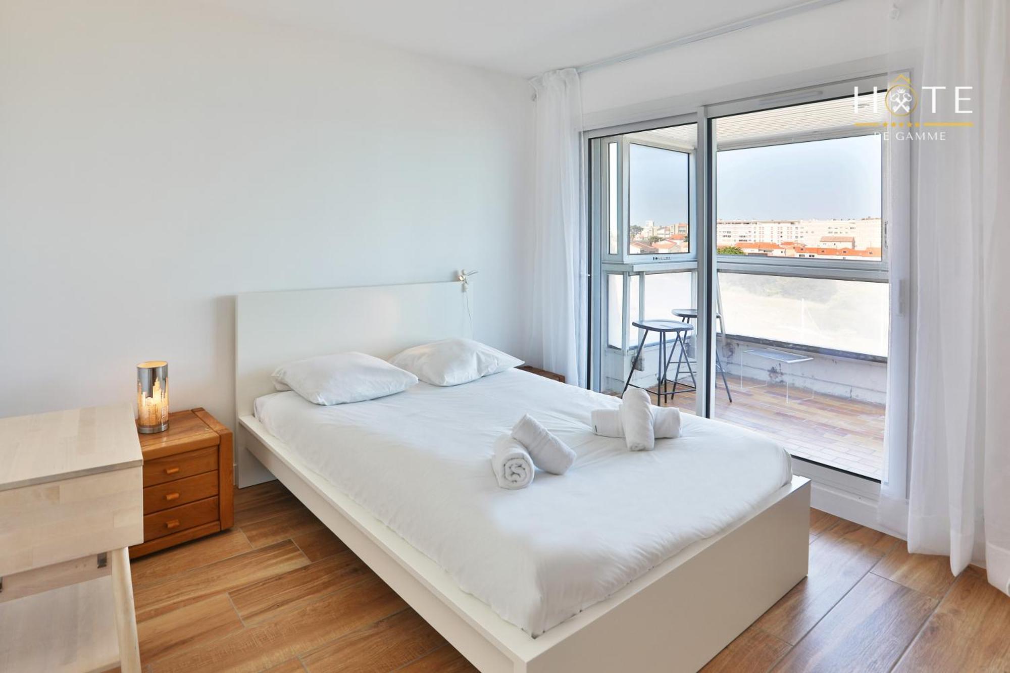 Appartement De Caractere, Superbe Vue Mer 280° La Chaume エクステリア 写真
