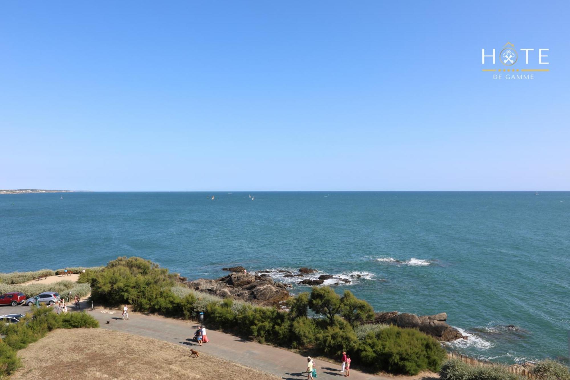 Appartement De Caractere, Superbe Vue Mer 280° La Chaume エクステリア 写真